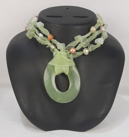 Ribbon Light Green Amozonite Necklace Oval