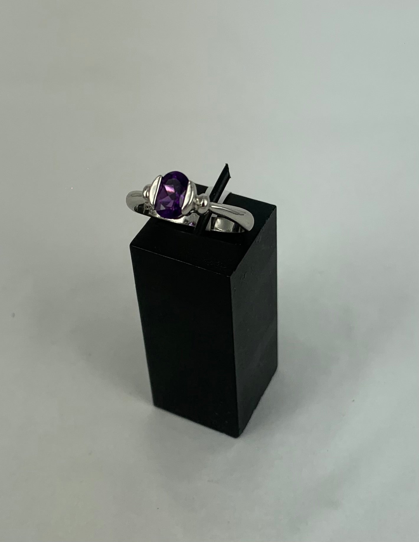 Amethyst 1 Stone