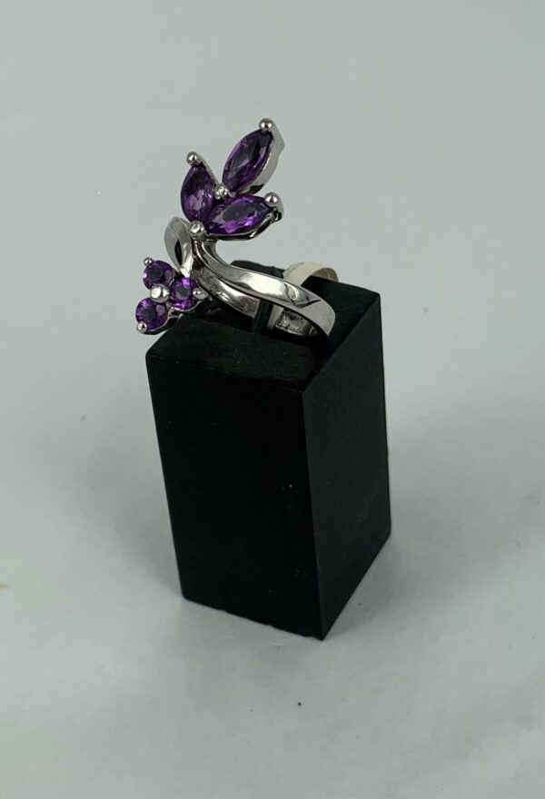 Amethyst 6 Stones