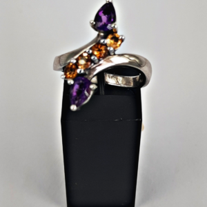 Mixed Amethyst and Citrine Stones