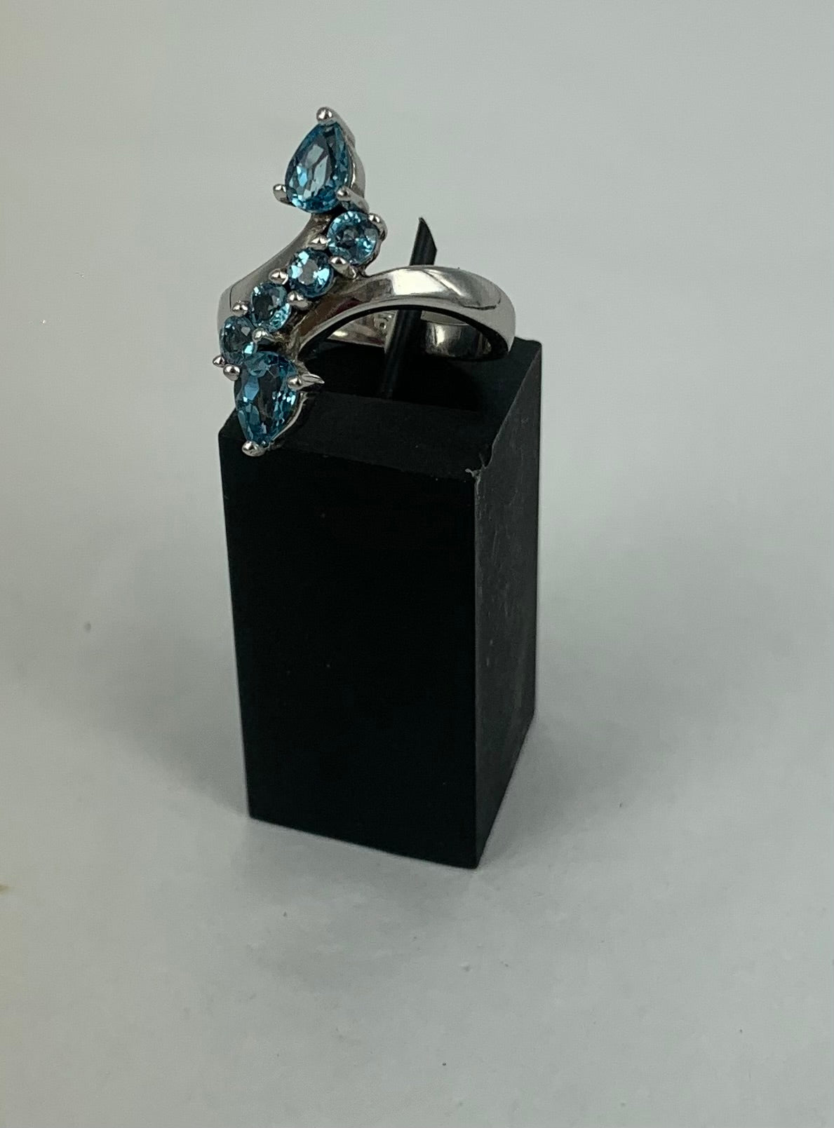 Topaz 6 Stones