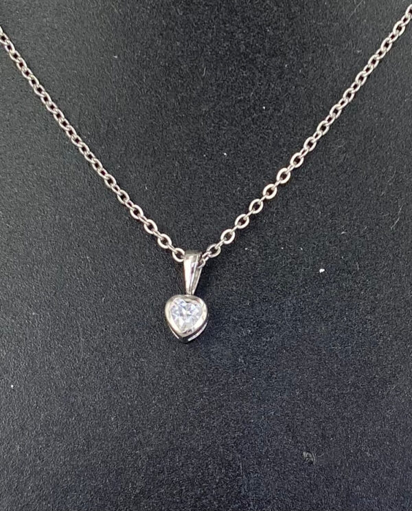 Crystal Pendant 1 Stone