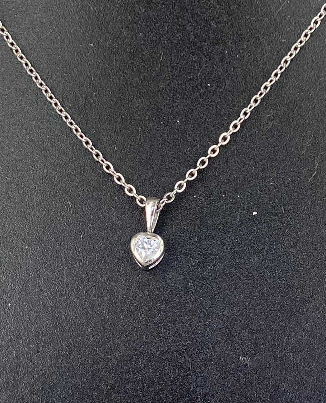 Crystal Pendant 1 Stone