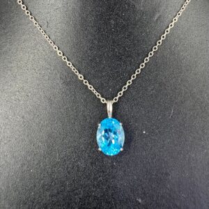 Blue Topaz Pendant 1 Stone