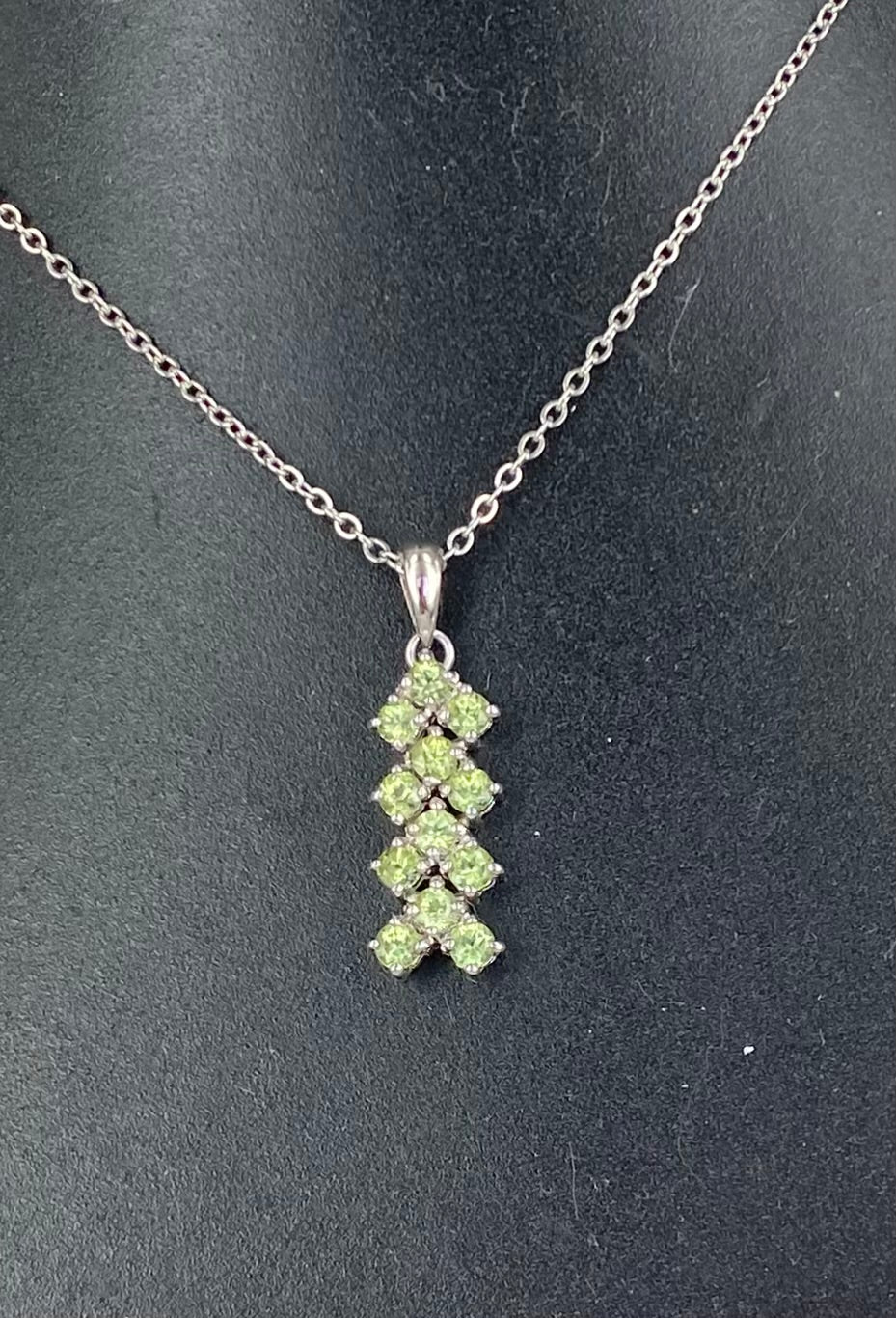 Peridot Pendant 12 Stones