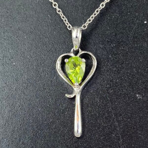 Peridot Pendant 1 Stone