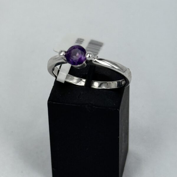 Amethyst 1 Stone