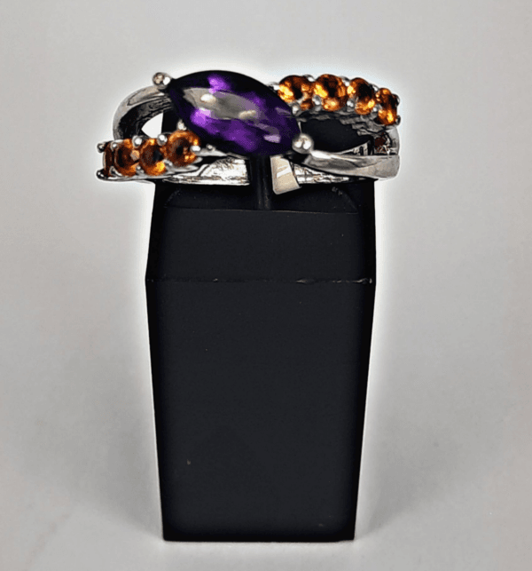Mixed Amethyst and Citrine Stones