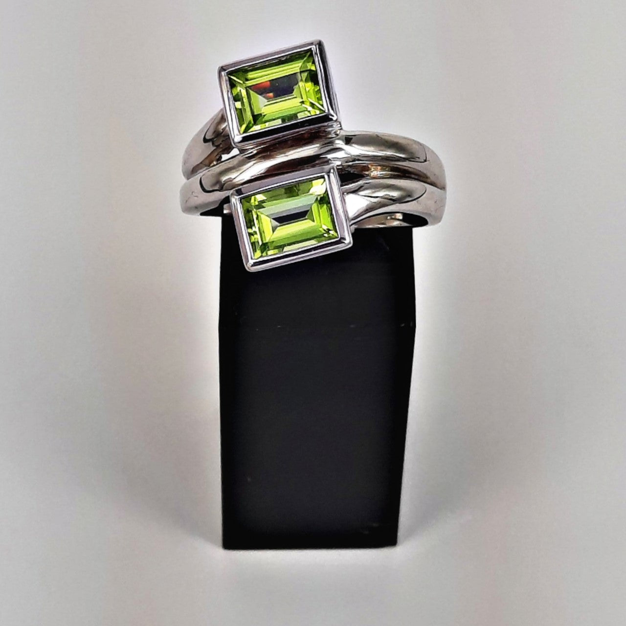 Peridot 2 Stones