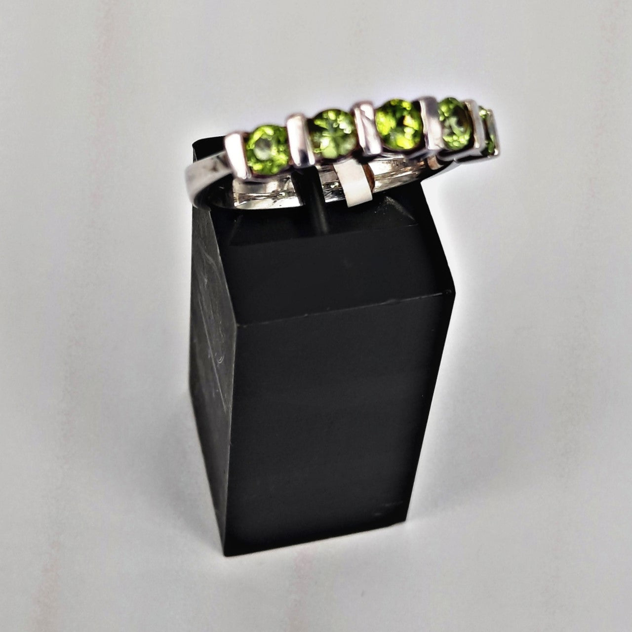 Peridot 5 Stones