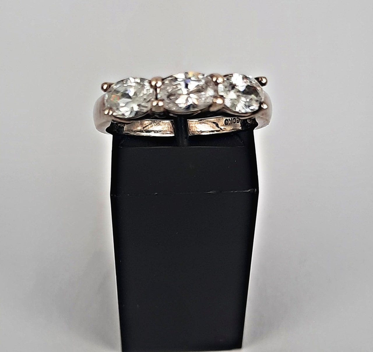 Crystal 3 Stones