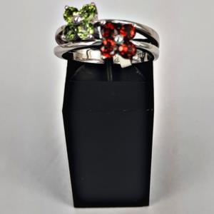 Mixed Garnet and Peridot Stones