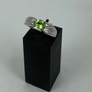 Peridot 1 Stone