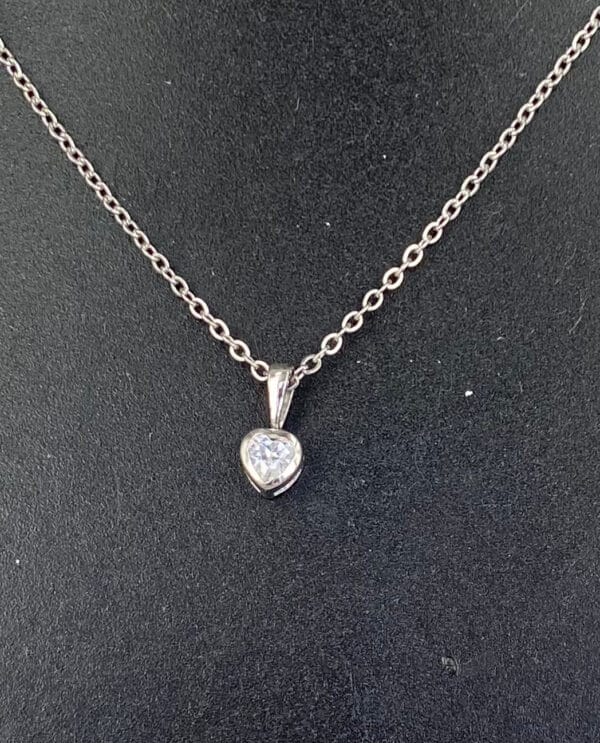 Crystal Pendant 1 Stone