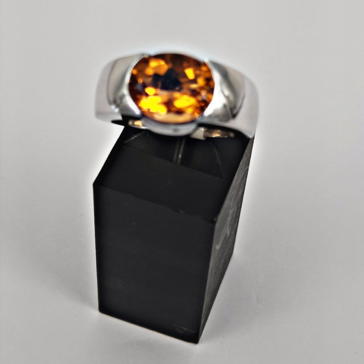 Citrine Oval
