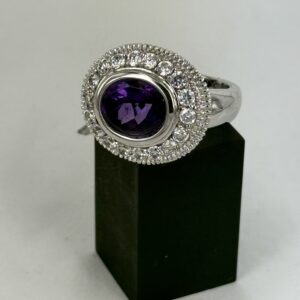 Amethyst 1 stone with Crystals