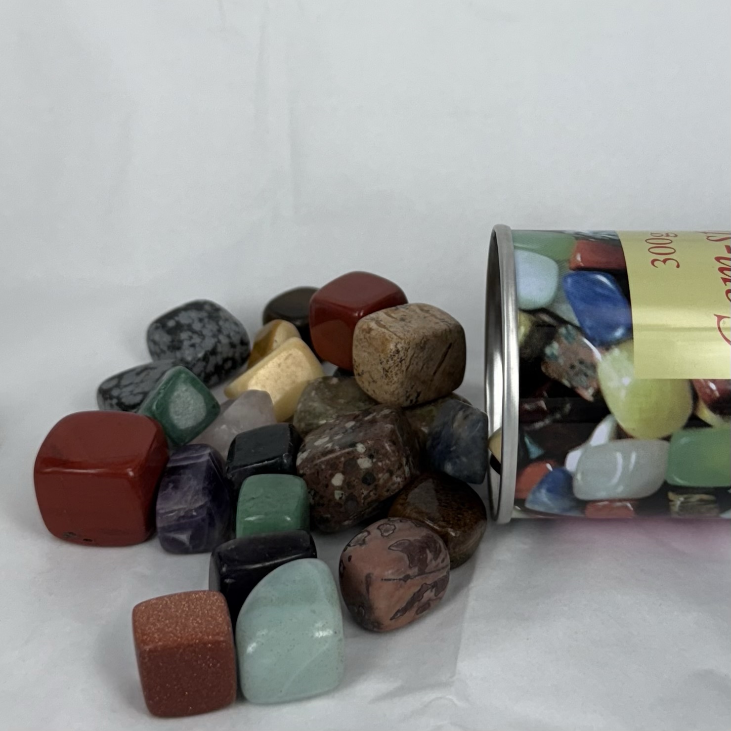 Gemstone in a tin - Image 2