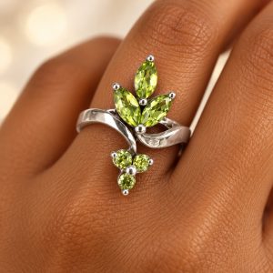 peridot-leaf-ring